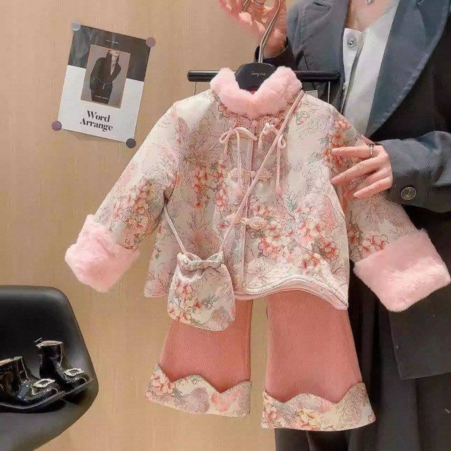 冬季小童新中式棉衣两件套装新款女宝宝中国唐装盘扣汉服加绒加厚,童装/婴儿装/亲子装,套装,淘宝优惠券,粉丝福利购,淘宝优惠卷