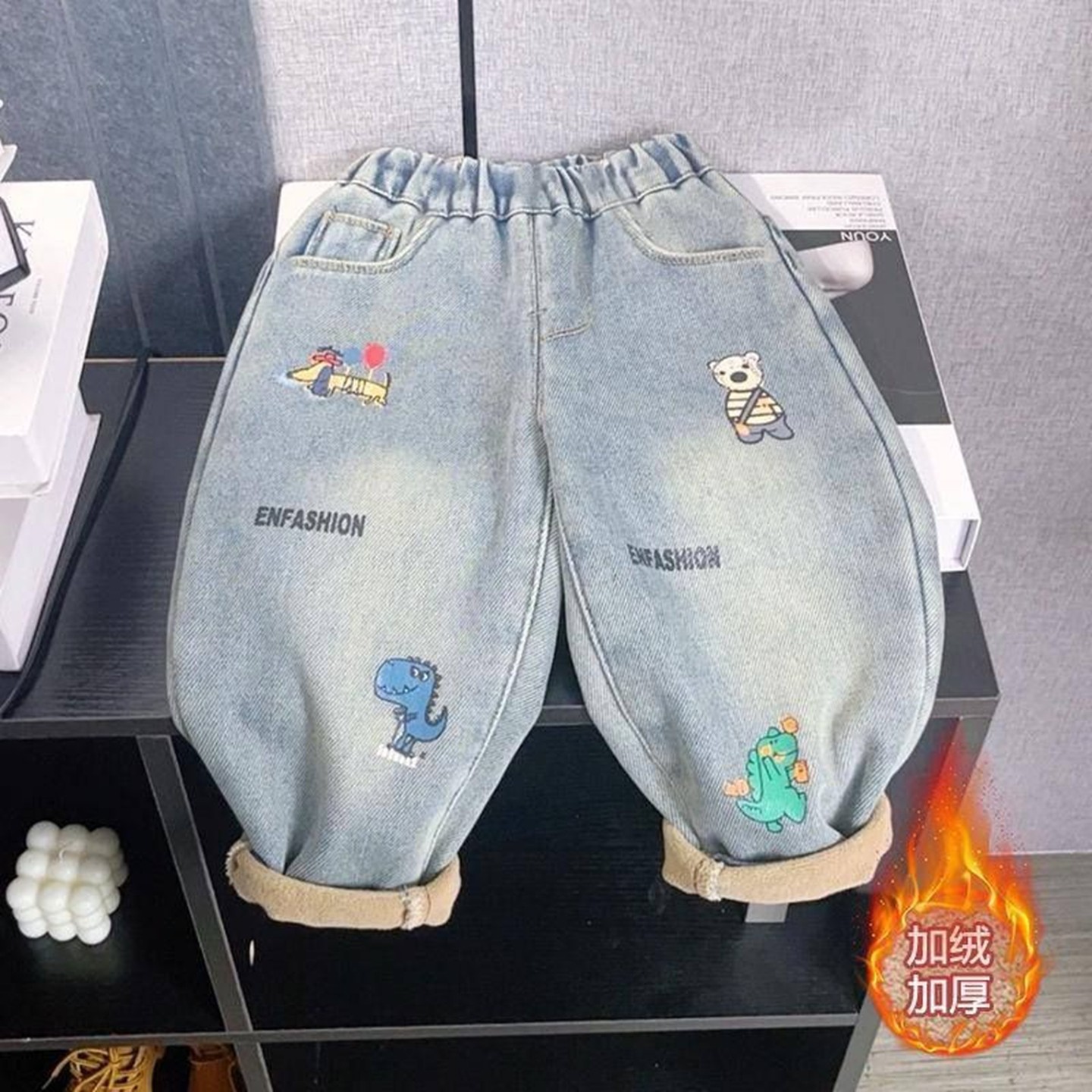 秋冬季男童女童加绒保暖加厚牛仔裤卡通印花儿童加绒老爹裤时尚冬,童装/婴儿装/亲子装,儿童牛仔裤,淘宝优惠券,粉丝福利购,淘宝优惠卷