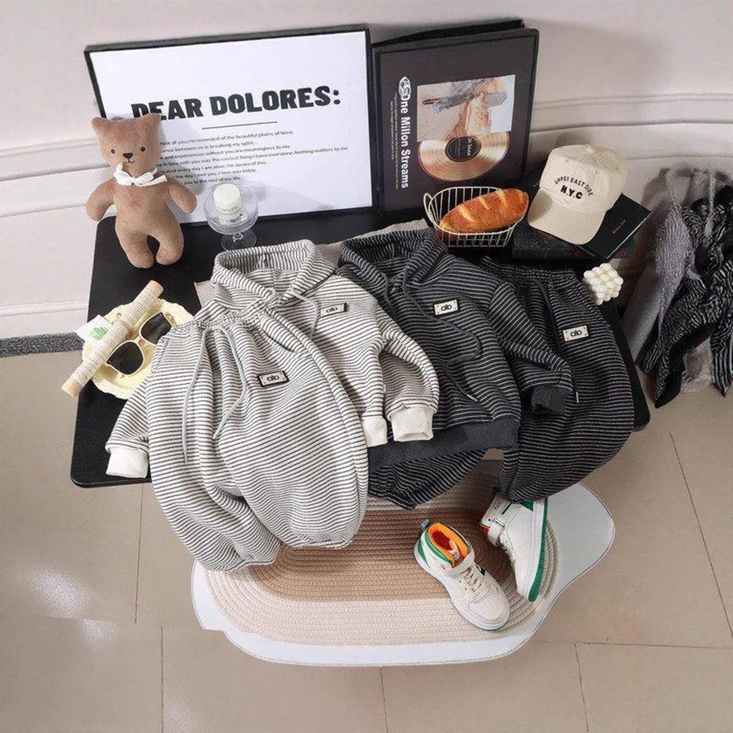 2025新款儿童加绒加厚连帽条纹两件套套装男宝宝舒适保暖一件过冬,童装/婴儿装/亲子装,套装,淘宝优惠券,粉丝福利购,淘宝优惠卷