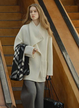 【绵羊毛】CIRCLOFY瑟夕法式复古简约绵羊毛落肩宽松毛呢短款外套