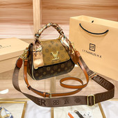 香港正品 潮流单肩包牛皮斜挎包女 真皮手提小方包女士时尚 代购 新款