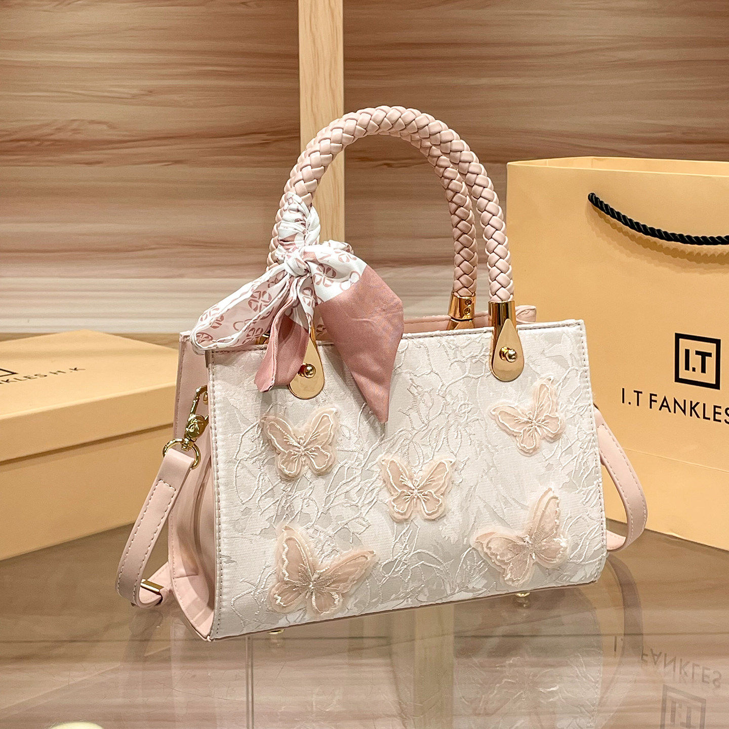 香港正品代购新款真皮托特包女士高级感手提包送女朋友单肩包牛皮