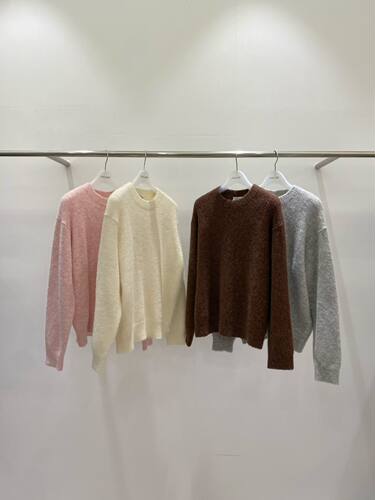 现 韩国东大门26秋冬新款GALLERY女舒适软糯圆领打底针织毛衣