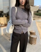 现 韩国东大门mohhe休闲简约系扣小圆领针织开衫 26春季 新款