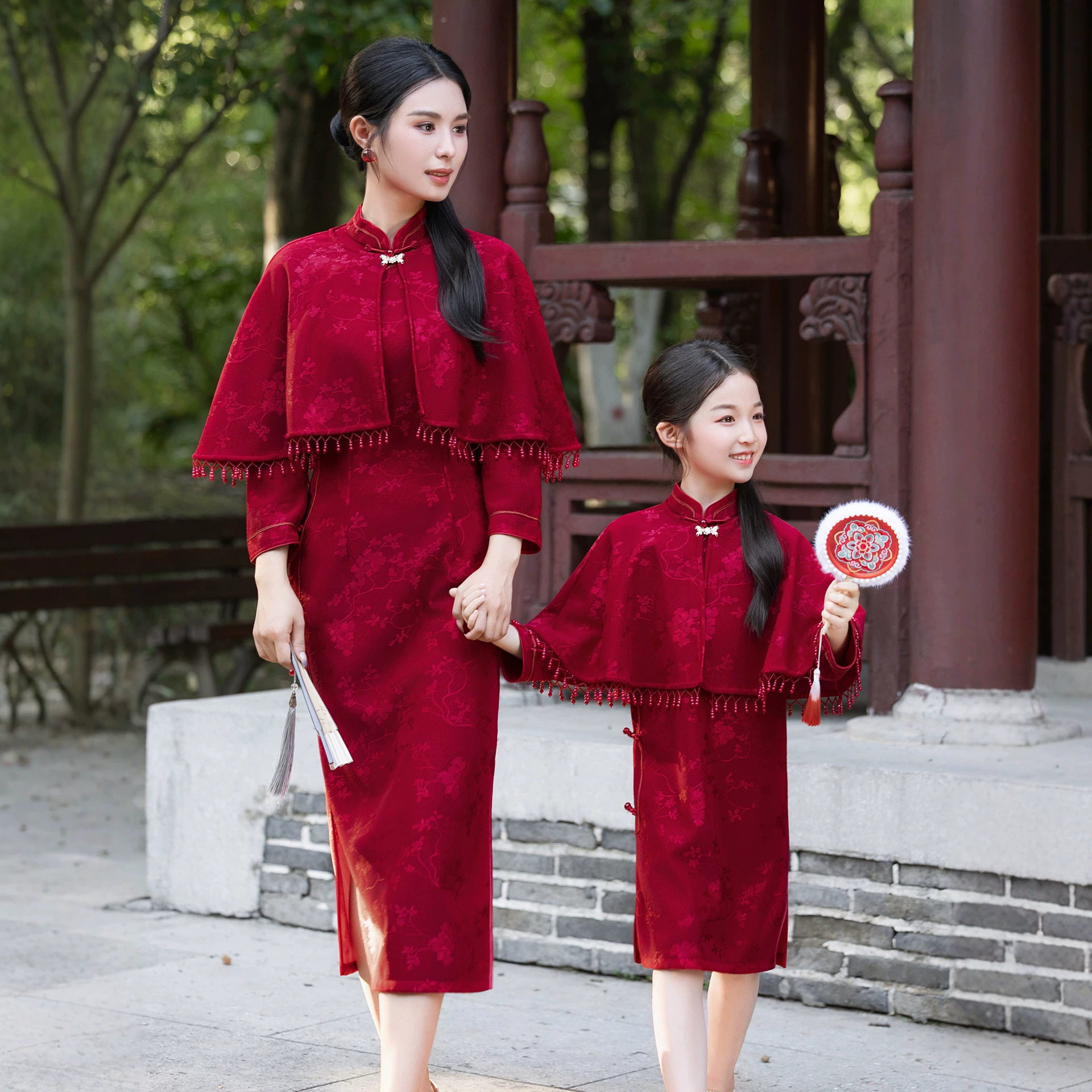 亲子旗袍母女装红色新中式两件套 披肩流苏改良旗袍国风拍照礼服