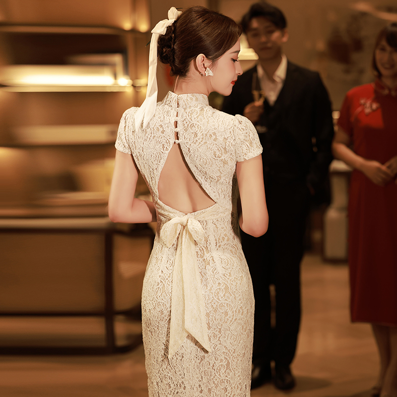  White, short, backless+L   - $0.40 