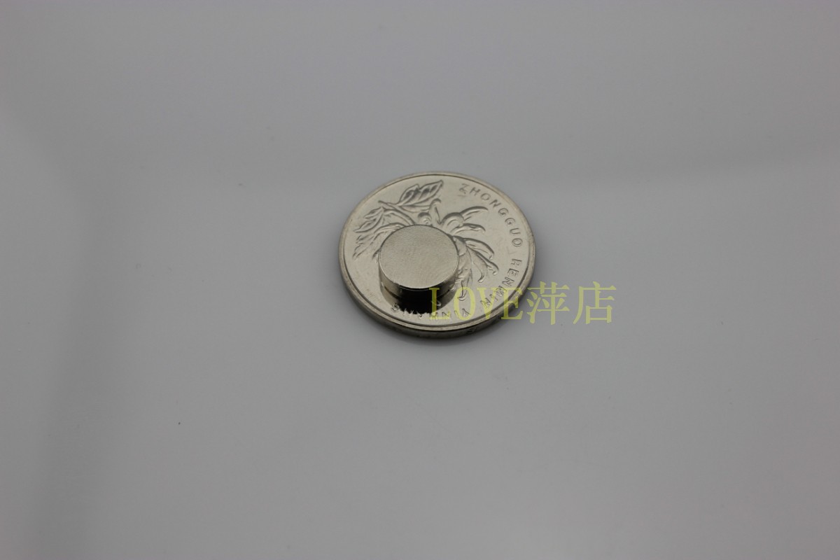 稀土永磁王 钕铁硼强力磁铁 强磁 吸铁石 磁钢 圆形D10x3mm
