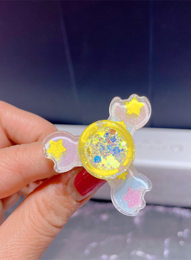 女孩亚克力亮片流沙卡通旋转戒指