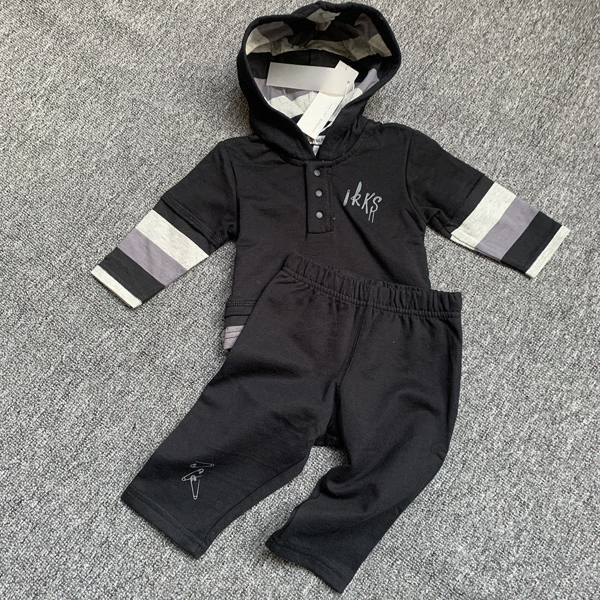 0-6个月 法单婴童初生男孩小宝宝纯棉薄绒连帽运动卫衣长裤套装,童装/婴儿装/亲子装,套装,淘宝优惠券,粉丝福利购,淘宝优惠卷