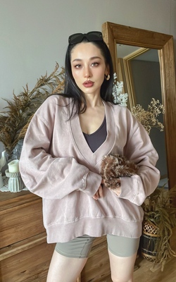 原SKIMS卡戴珊水洗做旧脏粉色性感深V领廓形前短后长慵懒风卫衣