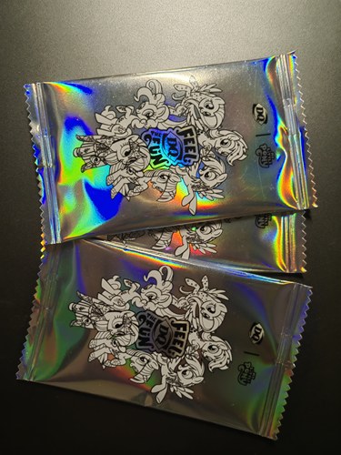 全新正版小马宝莉DQ联名小卡，盲盒盲袋闪卡小卡未拆封 包邮3包