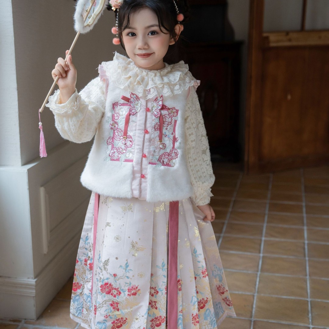 女宝冬装加绒蕾丝衫加厚马甲套装