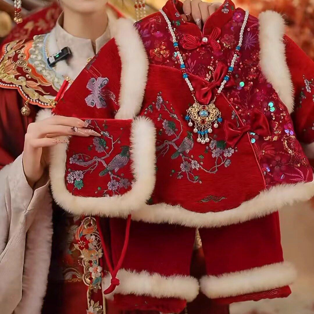 高端女童冬季新款加绒汉服套装儿童洋气亮片蝴蝶结拜年服长裤两件