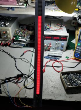 可拼接（代慈翻板液位计）红色LED光柱 4-20mA远传 带铝型材固定