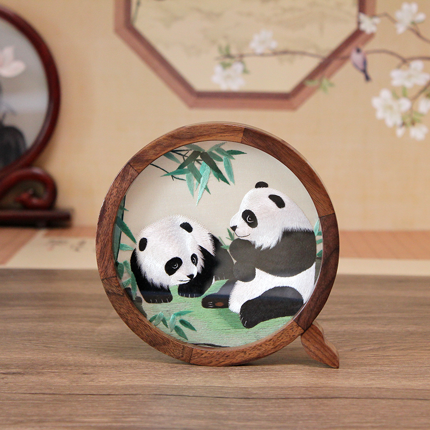 苏州刺绣熊猫摆件送老外伴手礼物