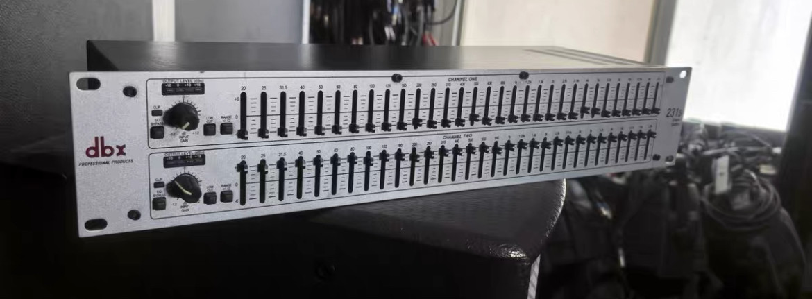 原装正品 dbx 231s 均衡器 便宜出，二手非质量问题不退不换