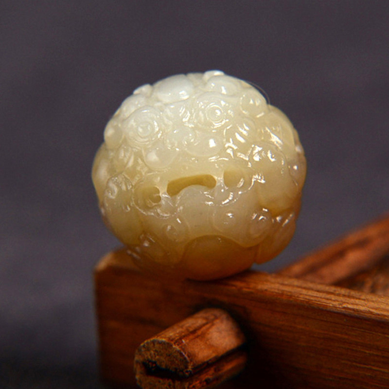 和田玉貔貅单珠天然且末糖白玉青玉散珠大孔手串DIY配珠一物一拍