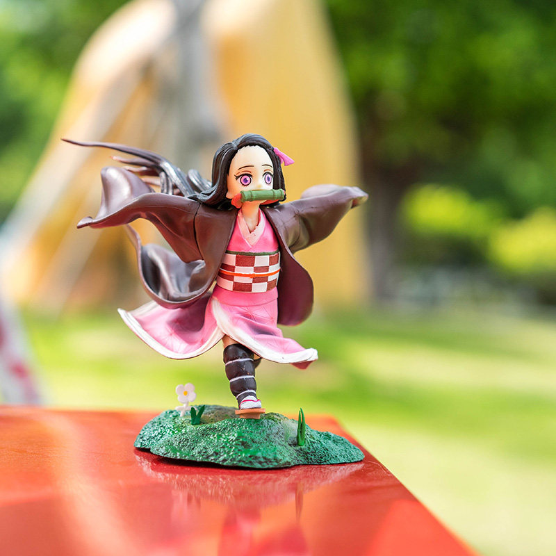 鬼灭之刃手办奔跑祢豆子妹妹动漫二次元摆件生日礼物人偶桌面模型