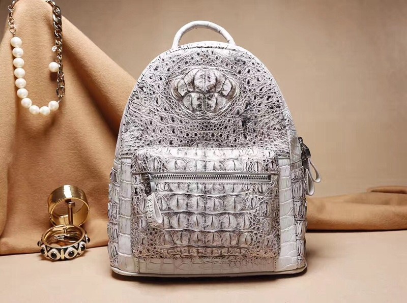 新款正品暹罗鳄鱼皮双肩包男女通用款欧美时尚大容量真皮背包