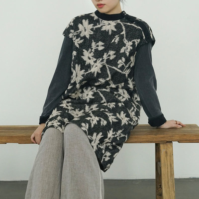 做旧廓形棉质印花斜襟马夹连衣裙