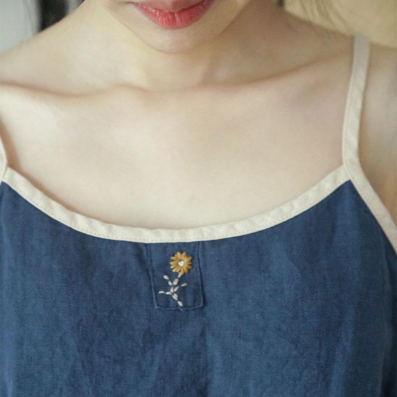 内搭绣花手工吊带背心田园宽
