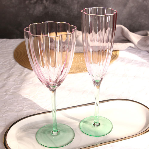 Wine glass, high footed glass, gradient red wine glass酒杯