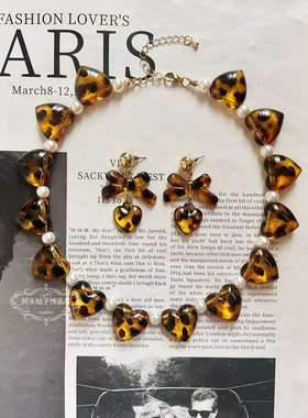 欧美宫廷风复古气质亚克力爱心蝴蝶结豹纹珍珠短款项链耳环套装女