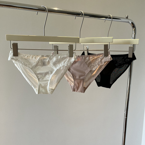 蕾丝性感低腰内裤女舒适