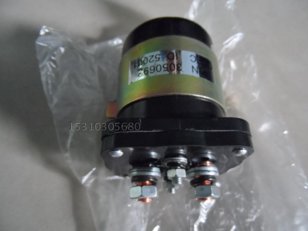 康明斯KTA19起动马达电磁开关24V起动机继电器3050692启动继电器