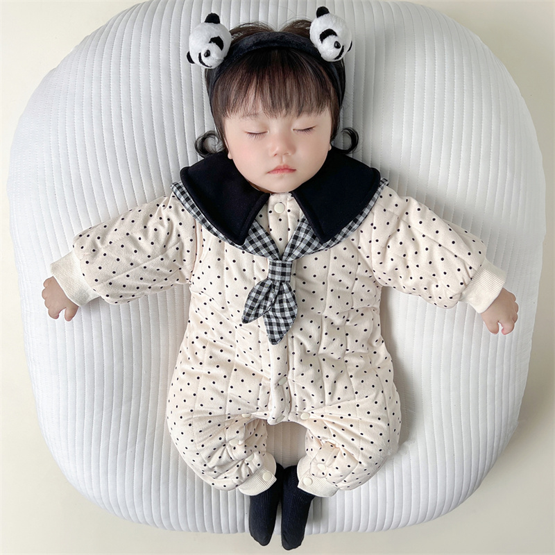 女宝宝加绒保暖爬服外出棉服