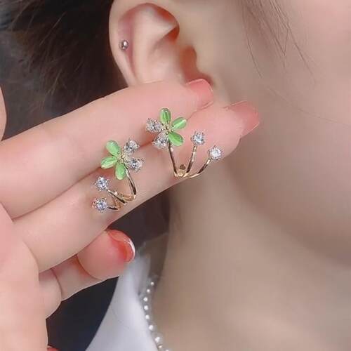 轻奢小众猫眼石花朵925银针耳环