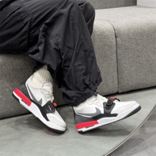 耐克女鞋AIR JORDAN LEGACY aj312低帮运动休闲篮球鞋 CD9054-113