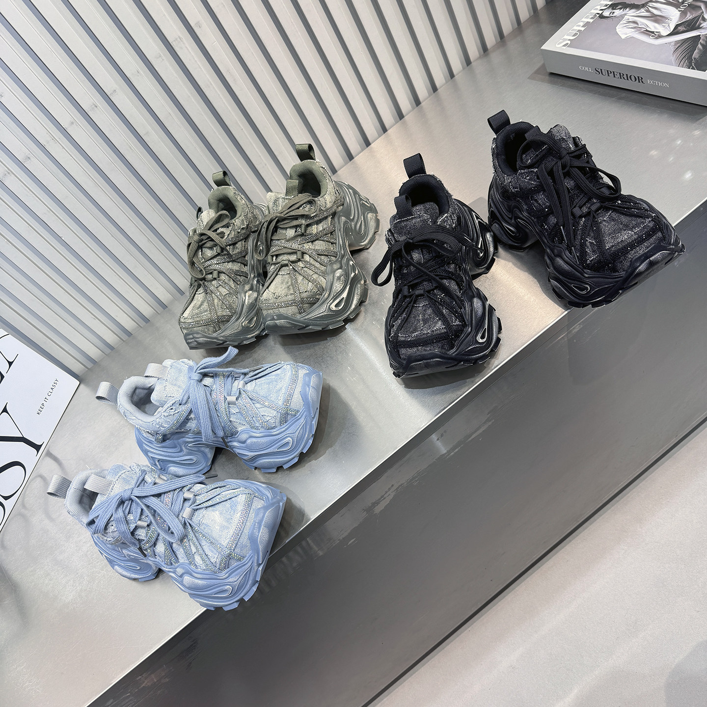 2026秋季新品学院欧货水钻绑带做旧牛仔布系带潮女厚底增高老爹鞋