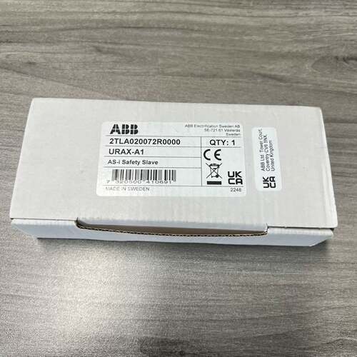 可议价 URAX-A1模块，型号2TLA020072R0