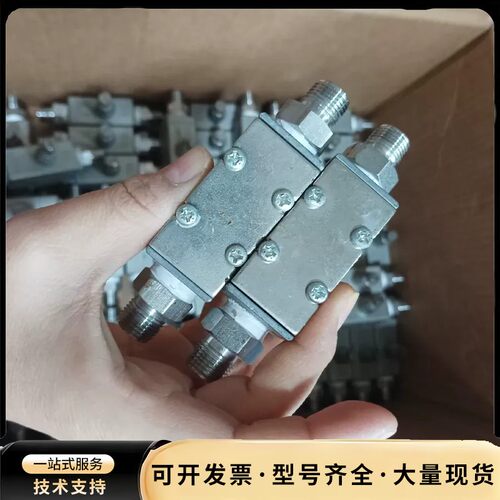 拆机SMC速度控制阀,型号AS3000，成色如图，一起54个询价