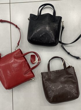 真皮新款女包时尚百搭单肩斜挎包手提包水桶包小包菜篮子包60726