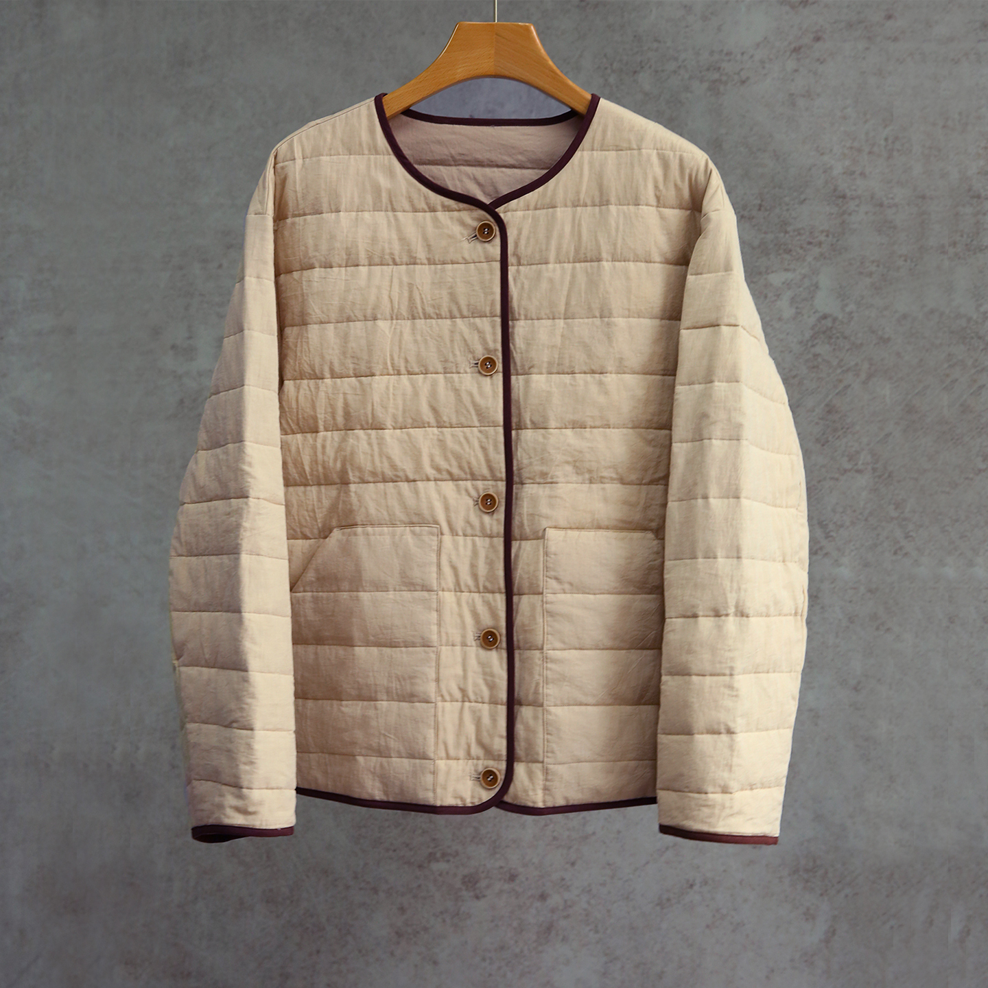 云芝元 设计师款卡其汉麻棉95白鹅绒正肩圆领排骨格羽绒服1105-S