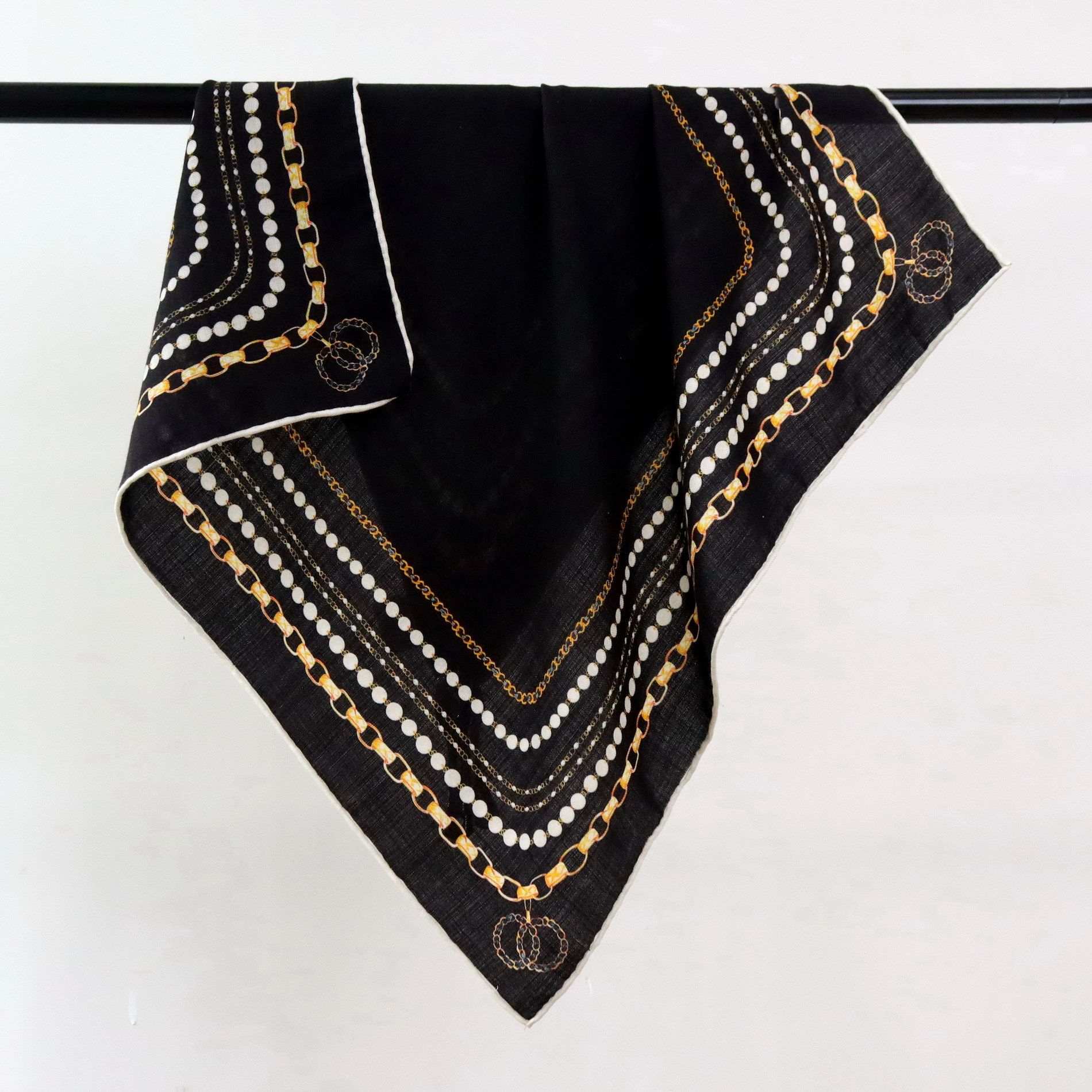 小香风黑色链条桑蚕丝真丝羊毛丝毛70方巾女秋冬季双面同色围巾丝