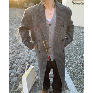 Magadeth【高奢定制】设计师款轮廓剪裁走线设计100羊毛大衣