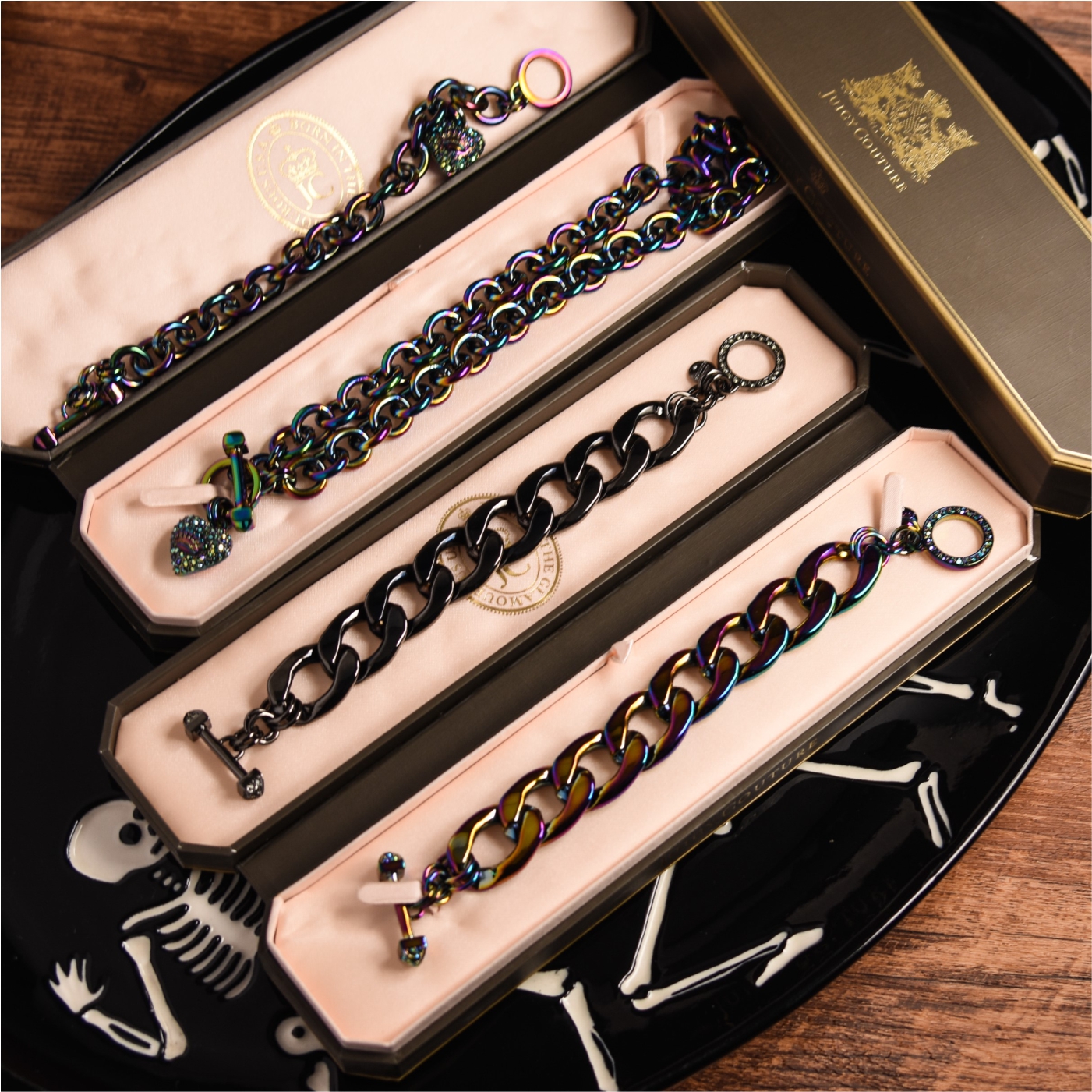 三杯通大道，一醉解千愁。JC大牌原包装变色龙粗链条手链男款