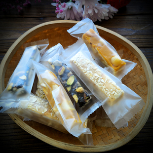 小糖人可食。代糖寒天芝士酥 榴莲咸蛋黄黑蒜雪花酥 纯手工自制