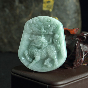 支持代发 翠玉火麒麟平安玉牌直播货源 翡翠麒麟牌 A货翡翠玉挂件