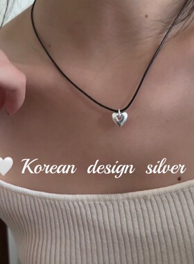 黑色牛皮绳S925纯银爱心项链2o23新款爆款锁骨链女款轻奢小众颈链