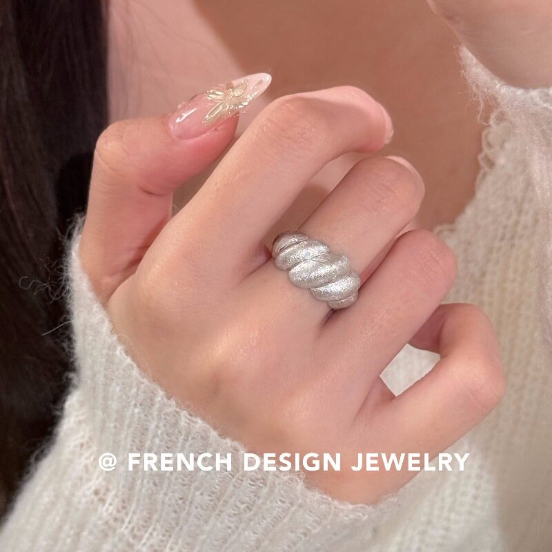 超美法式轻奢拉丝扭麻花戒指S925纯银优雅食指戒浪漫温柔百搭