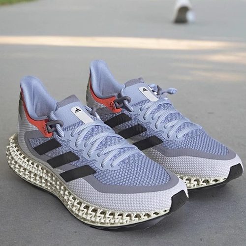 阿迪男女跑步训练鞋科技感4D打印