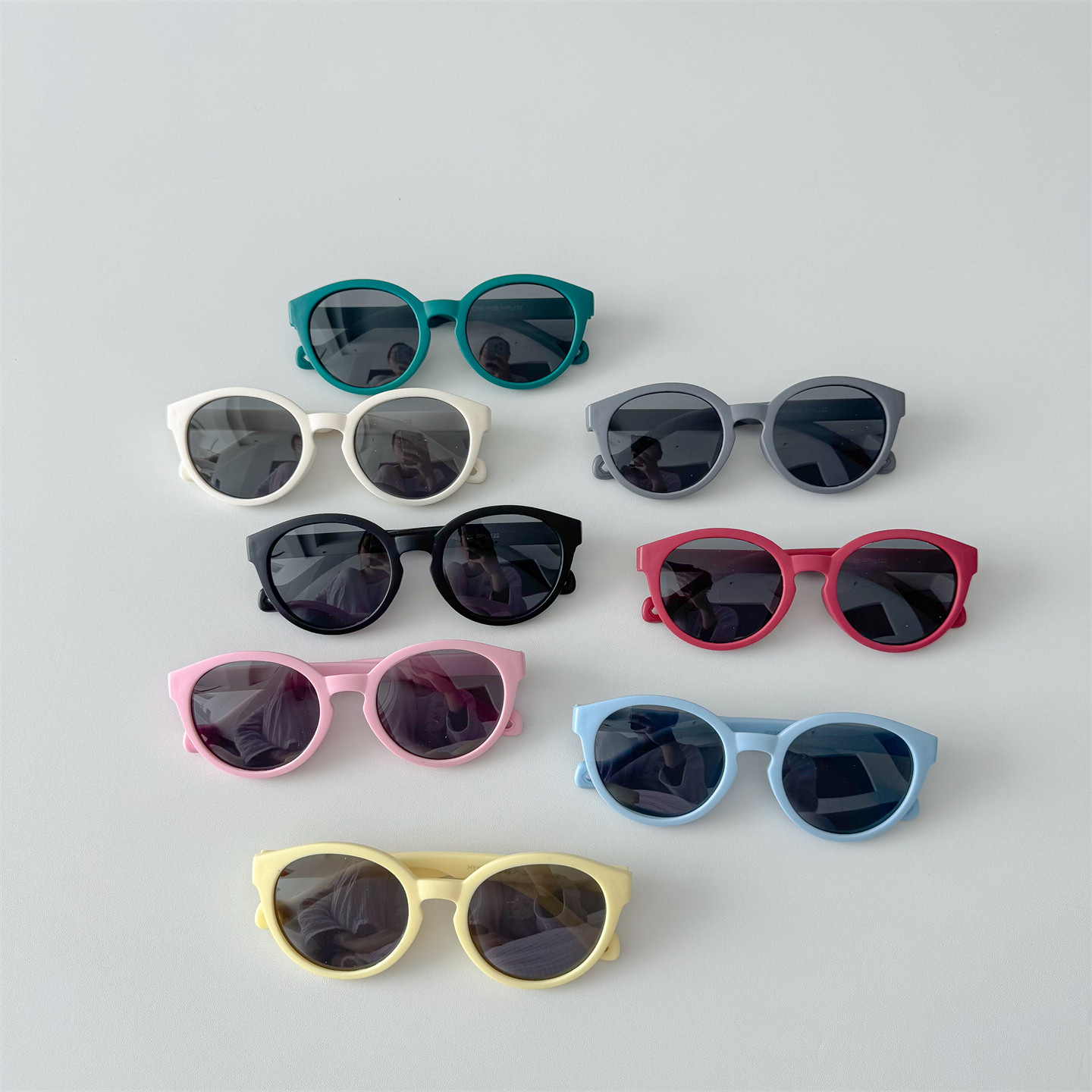 宝宝太阳镜痞帅风男宝户外纯色凹造型眼镜春夏外出防晒射阳镜时尚,童装/婴儿装/亲子装,太阳镜,淘宝优惠券,粉丝福利购,淘宝优惠卷