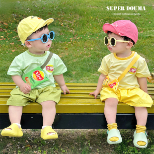 小月龄多巴胺穿搭男宝宝衣服夏时髦洋气套装网红分体超好看外出服