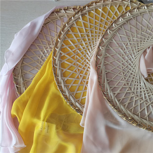 耕春来花自放青烟里舞蹈道具带纱斗笠帽艺考女子群独舞蹈演出竹编