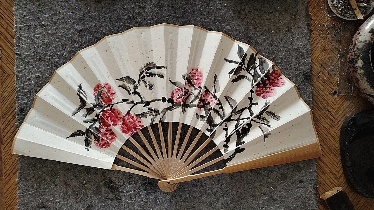 手绘折扇宣纸扇面中国画荔枝大吉大利10寸玉竹中国风古风，可定制