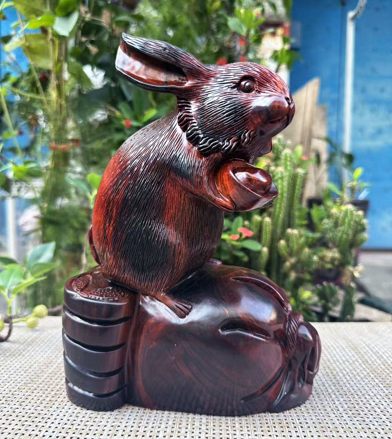 大红酸枝整木雕招财兔子摆件17×8×24交趾黄檀红木生肖兔工艺品